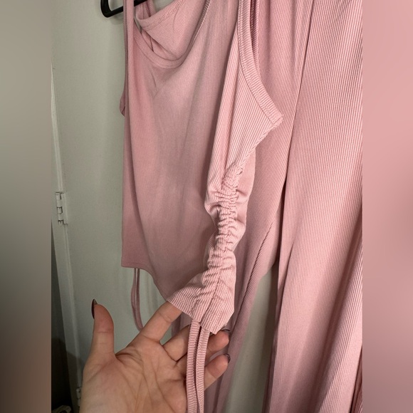 Pink Women's Ribbed Pajama Set Size Medium - Picture 6 of 8